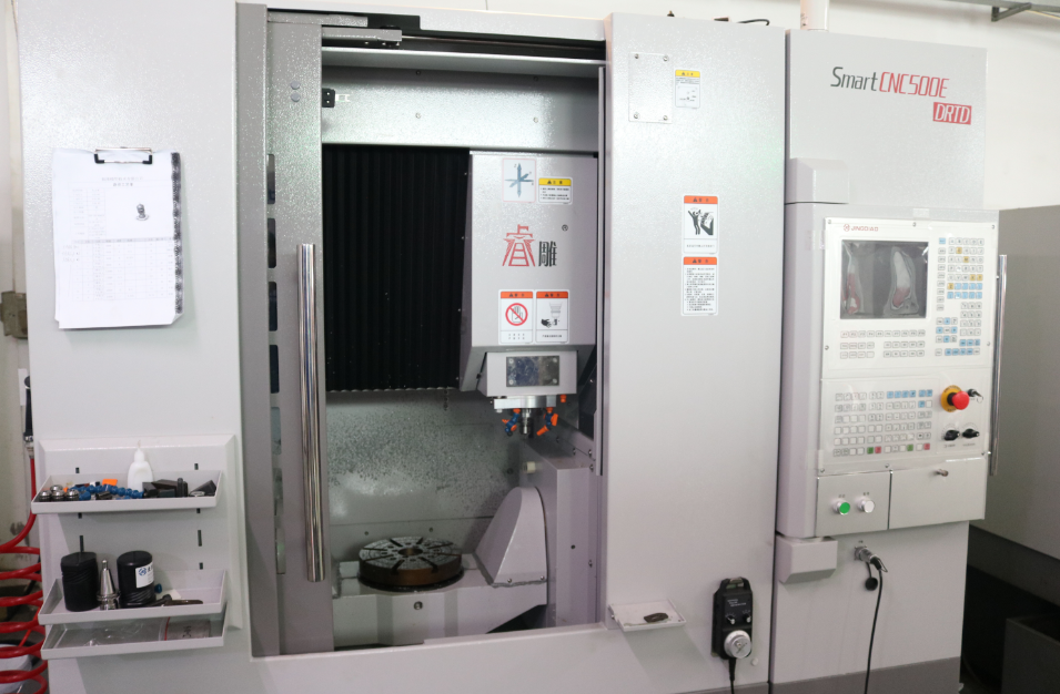 新能源汽車充電口零件加工-五軸機 新能源汽車(chē)充(chōng)電口零件加工(gōng)-五軸機